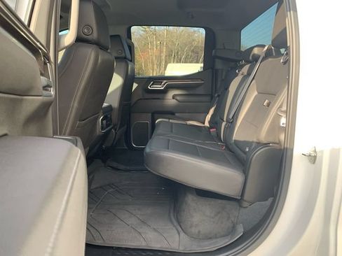Used 2023 Chevrolet Silverado 1500 LTZ AWD/4WD image 16