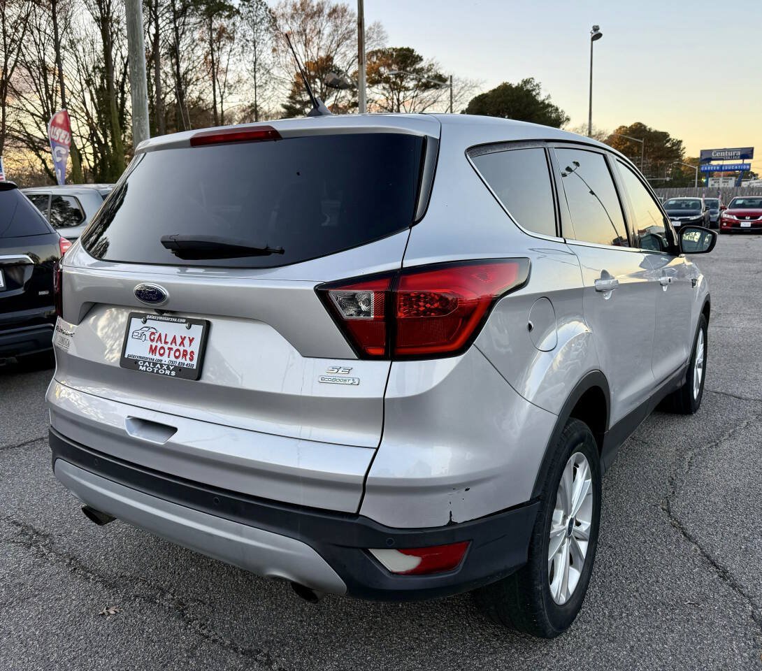 Used 2019 Ford Escape SE FWD image 5
