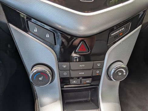 Used 2014 Chevrolet Cruze LTZ FWD image 29