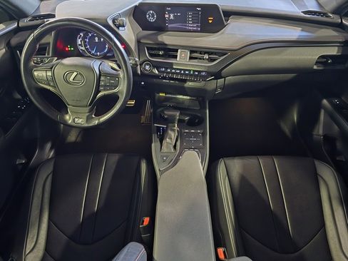 Used 2019 Lexus UX 200 F Sport image 30