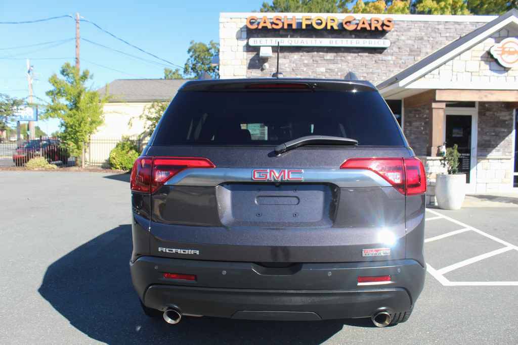 Used 2017 GMC Acadia SLE w/ Driver Alert Package I AWD/4WD image 6