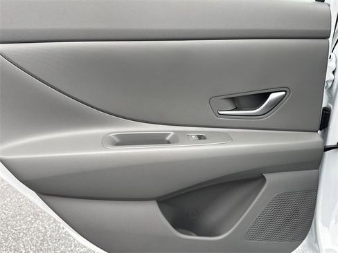 New 2026 Hyundai Elantra Blue image 21