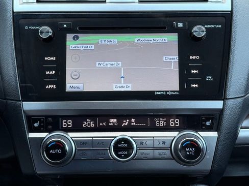 Used 2017 Subaru Outback 2.5i Limited AWD/4WD image 32