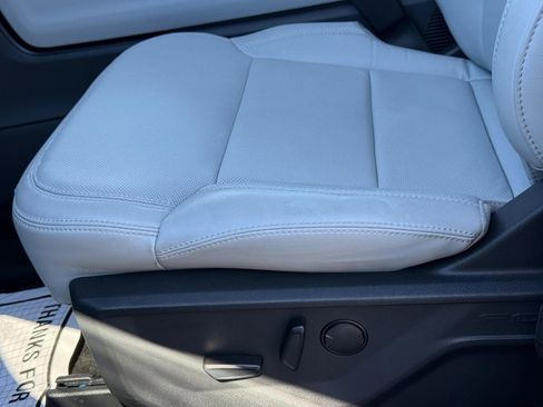 New 2025 Ford Expedition Platinum w/ Driver's Package image 22