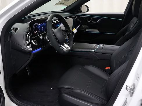 New 2027 Mercedes-Benz E 53 AMG e 4MATIC Sedan image 13