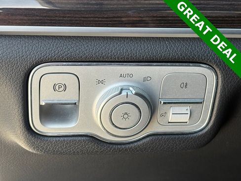 Used 2024 Mercedes-Benz GLS 450 4MATIC image 22