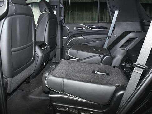 Used 2022 Cadillac Escalade Sport AWD/4WD image 52