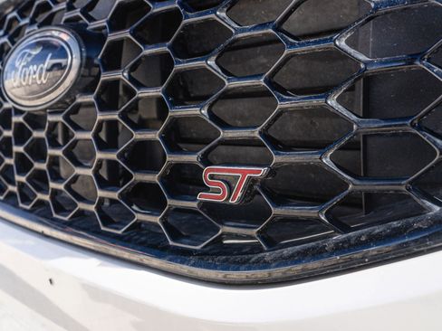 Used 2019 Ford Edge ST image 6