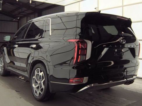 Used 2022 Hyundai Palisade Calligraphy w/ Cargo Package image 3