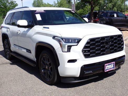 Used 2025 Toyota Sequoia Platinum AWD/4WD image 6