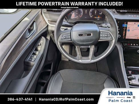 New 2026 Jeep Grand Cherokee Altitude AWD/4WD image 15