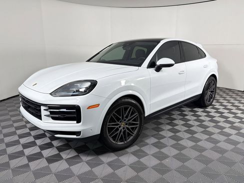 Used 2026 Porsche Cayenne Coupe AWD/4WD image 1