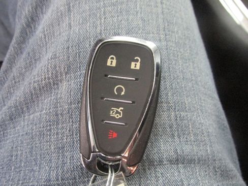 Used 2025 Chevrolet Malibu LT image 41