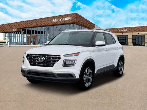 Used 2026 Hyundai Venue SEL image 1