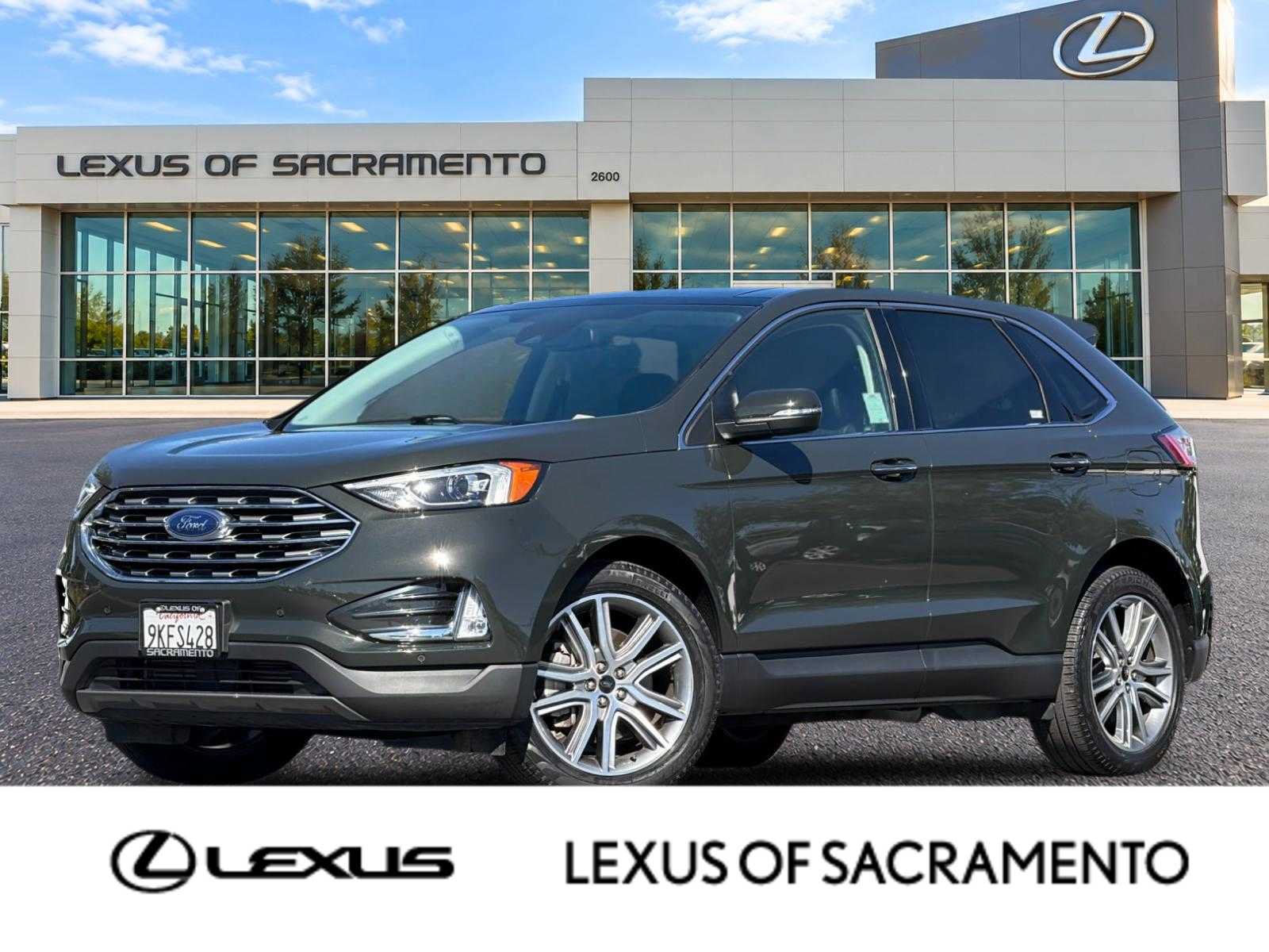 Used 2023 Ford Edge Titanium w/ Class II Trailer Tow Package AWD/4WD image 1