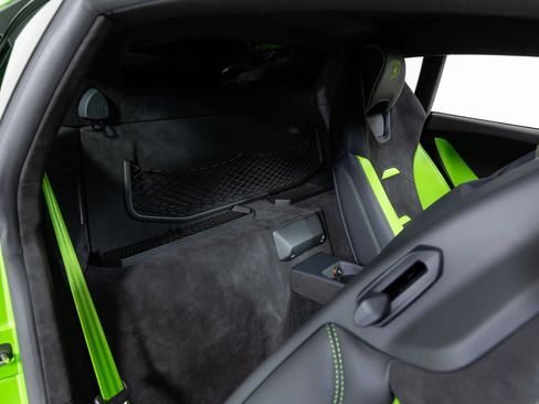 Used 2024 Lamborghini Huracan Sterrato image 32