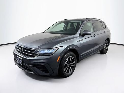 Used 2023 Volkswagen Tiguan S AWD/4WD image 3