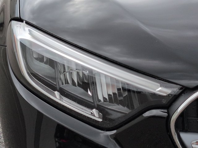 Certified 2026 Mercedes-Benz GLC 300 image 10