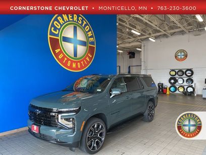 New 2025 Chevrolet Suburban RST w/ RST Capability Package