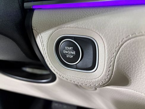 Used 2024 Mercedes-Benz GLE 450e 4MATIC image 16