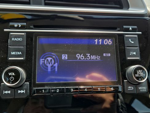 Used 2019 Honda Fit LX image 27