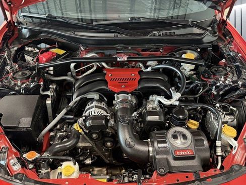 Used 2024 Toyota GR86 Premium image 24