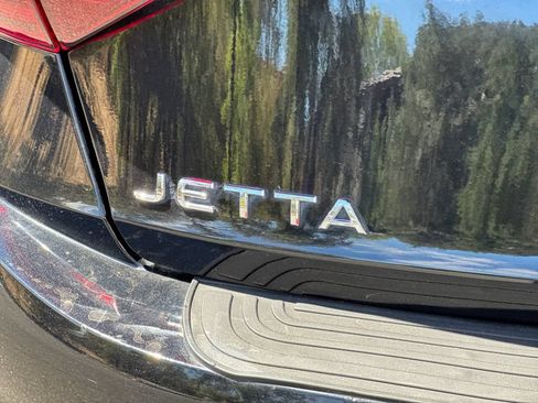 Used 2023 Volkswagen Jetta Sport FWD image 35