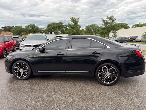 Used 2016 Ford Taurus SHO w/ Equipment Group 401A AWD/4WD image 9