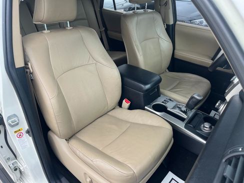 Used 2013 Toyota 4Runner Limited AWD/4WD image 28