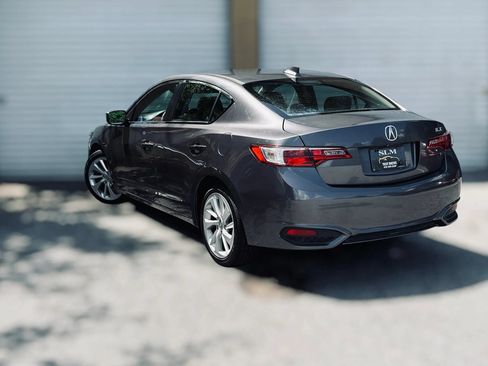 Used 2018 Acura ILX FWD image 11