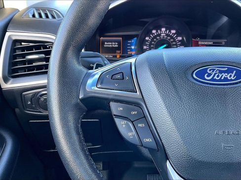 Used 2018 Ford Edge SEL w/ Equipment Group 201A image 11