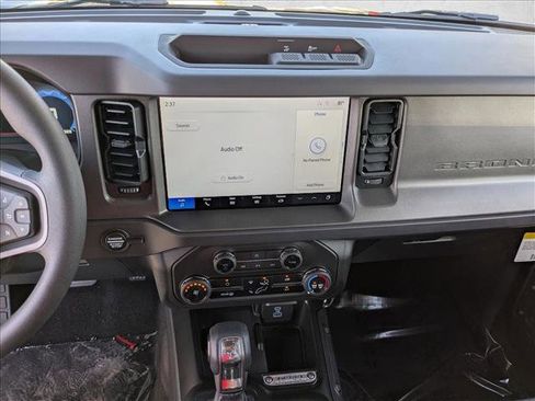 New 2025 Ford Bronco 4-Door image 12