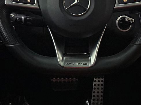 Used 2019 Mercedes-Benz GLC 63 AMG 4MATIC image 35