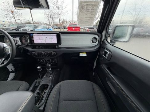Certified 2024 Jeep Wrangler Sahara image 20