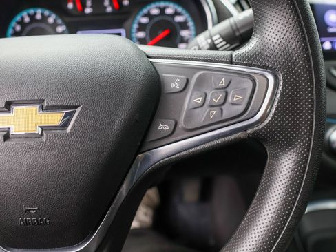 Used 2019 Chevrolet Malibu LT FWD image 15