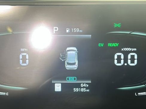 Used 2023 Kia Sportage EX AWD/4WD image 16