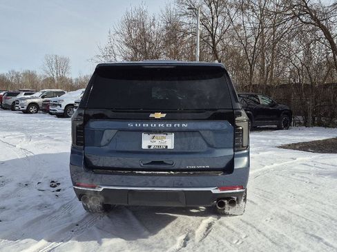 New 2026 Chevrolet Suburban Premier image 6