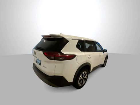 Used 2023 Nissan Rogue SV image 8