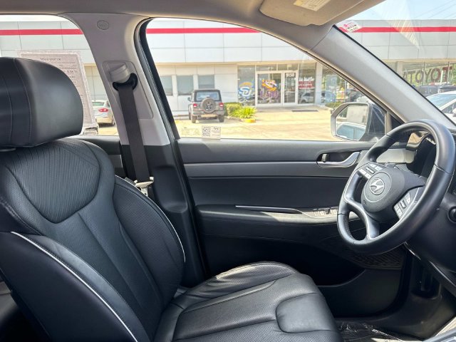 Used 2024 Hyundai Palisade SEL FWD image 14
