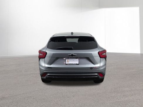 Used 2024 Chevrolet Trax RS w/ Driver Confidence Package image 15