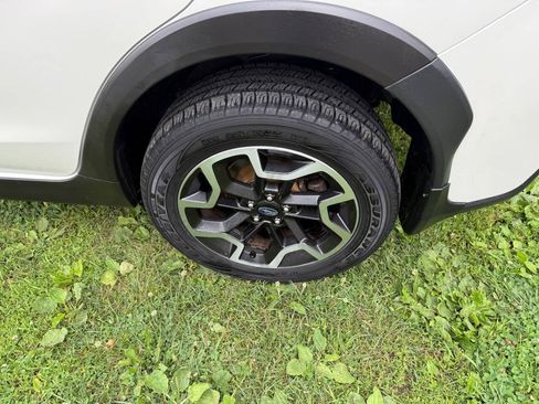 Used 2017 Subaru Crosstrek 2.0i Limited AWD/4WD image 23