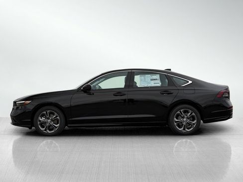 New 2026 Honda Accord EX-L image 4