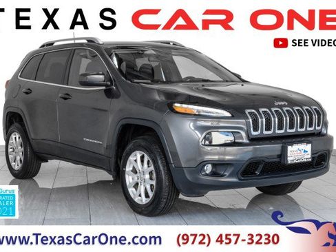 Used 2016 Jeep Cherokee Latitude AWD/4WD image 1