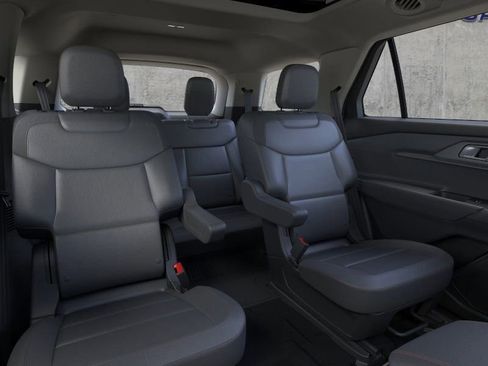 New 2026 Ford Explorer Active w/ Active Comfort Package AWD/4WD image 11