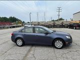 Used 2014 Chevrolet Cruze LS image 2