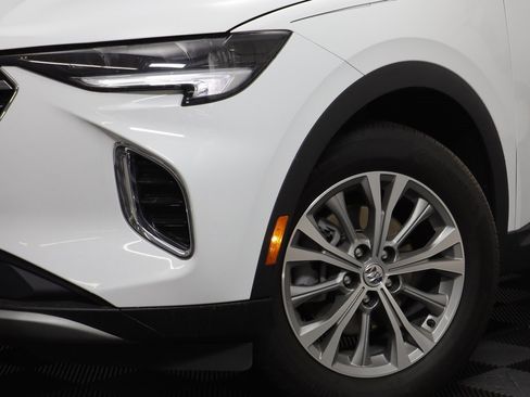 Used 2022 Buick Envision Preferred image 3