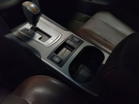 Used 2014 Subaru Outback 2.5i Limited image 26