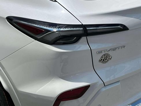 New 2026 Buick Envista Avenir FWD image 11