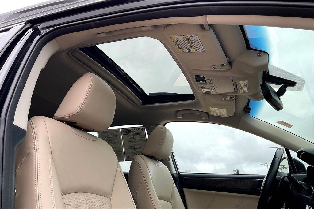 Used 2018 Subaru Outback 3.6R Limited AWD/4WD image 21