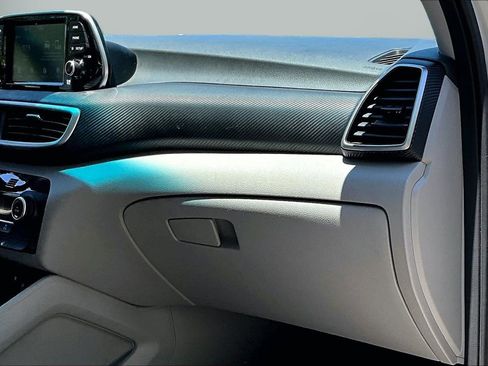 Used 2020 Hyundai Tucson Sport FWD image 19